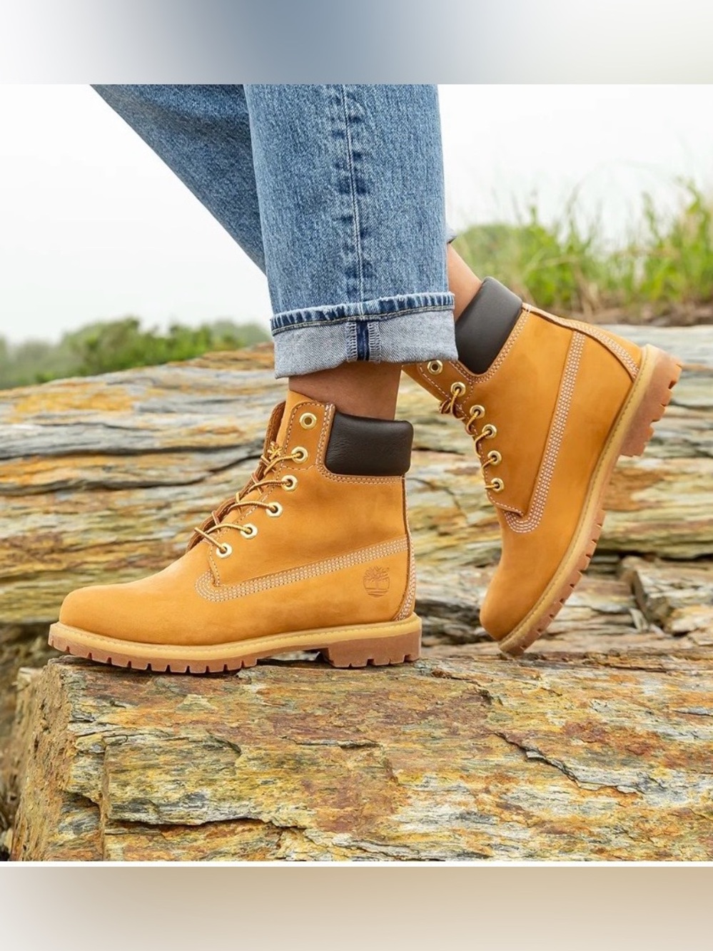 Timberland Women’s Lace-Up Hikers